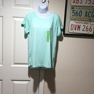 ⭐️ RBX Burnout Short Sleeve Tee - Size L